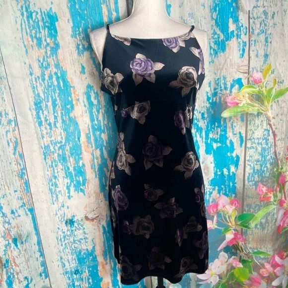 Vintage Dresses & Skirts - Vintage 90’s Y2K floral print mini velvet grunge dress
